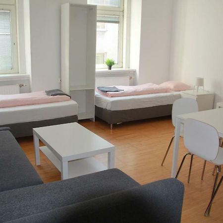 Apartamento Betariel'Com Hauptbahnhof Viena Exterior foto